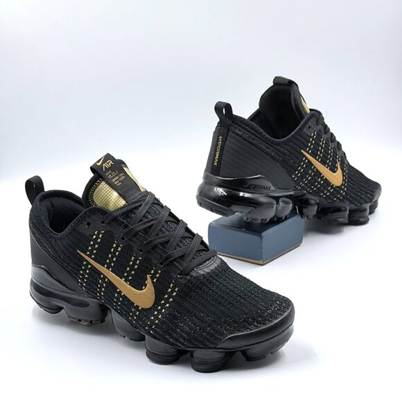 Nike Air VaporMax Flyknit 3 GS 'Black Gold' - Picture 5 of 10